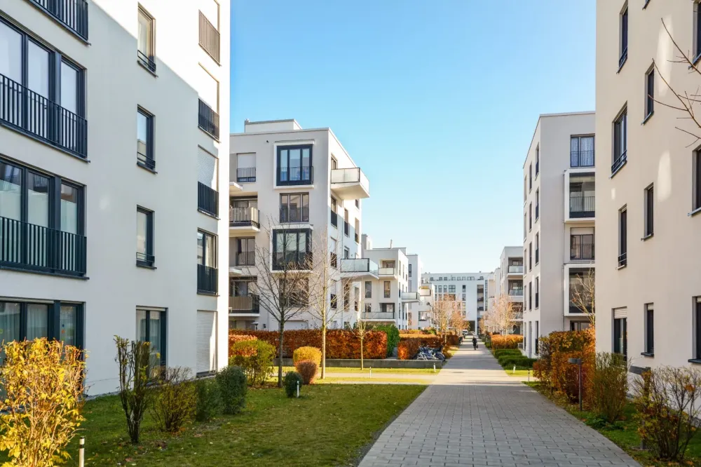 Mise en copropriété et divisions volumes près de Usson-en-Forez